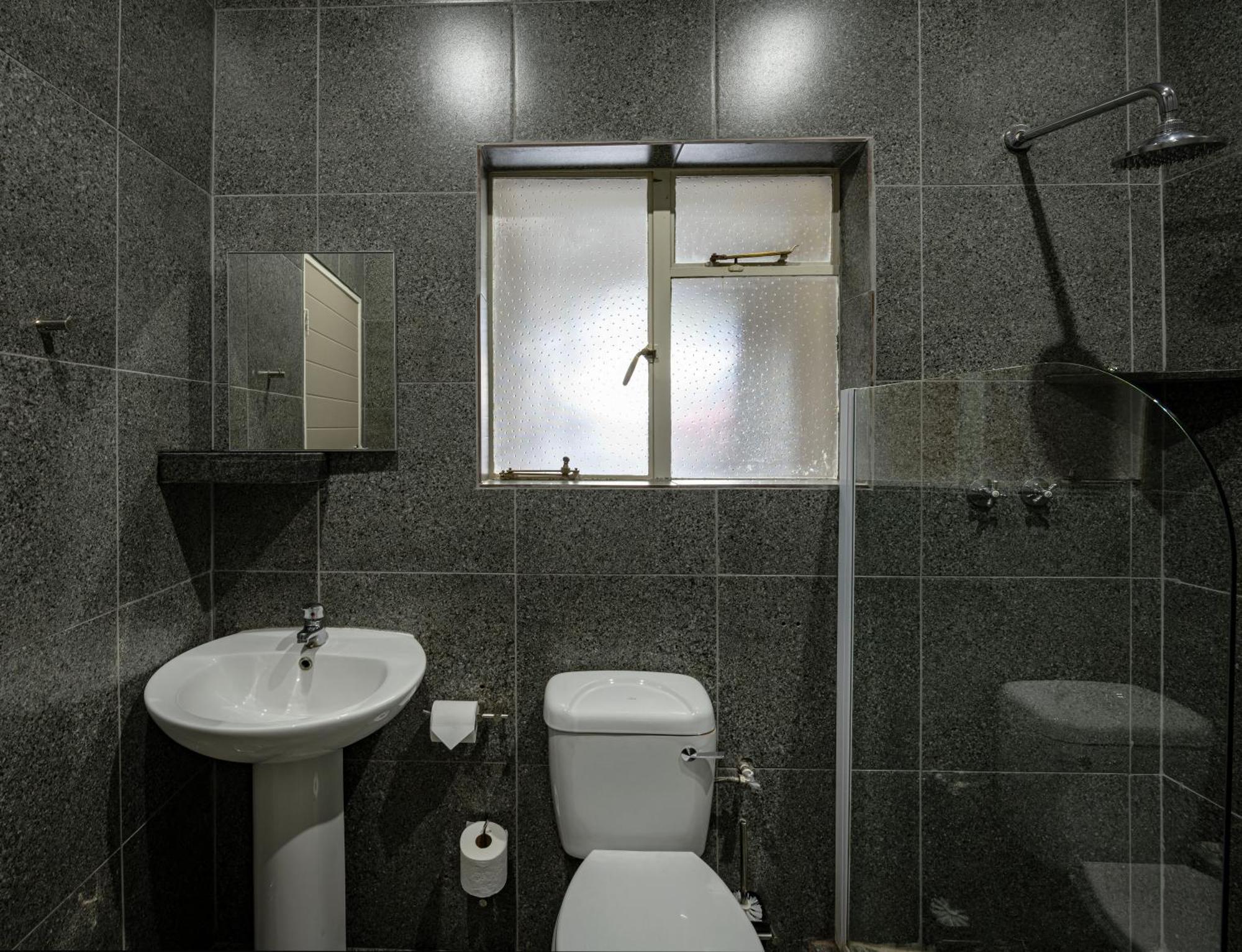 Calvinia Hotel Bagian luar foto