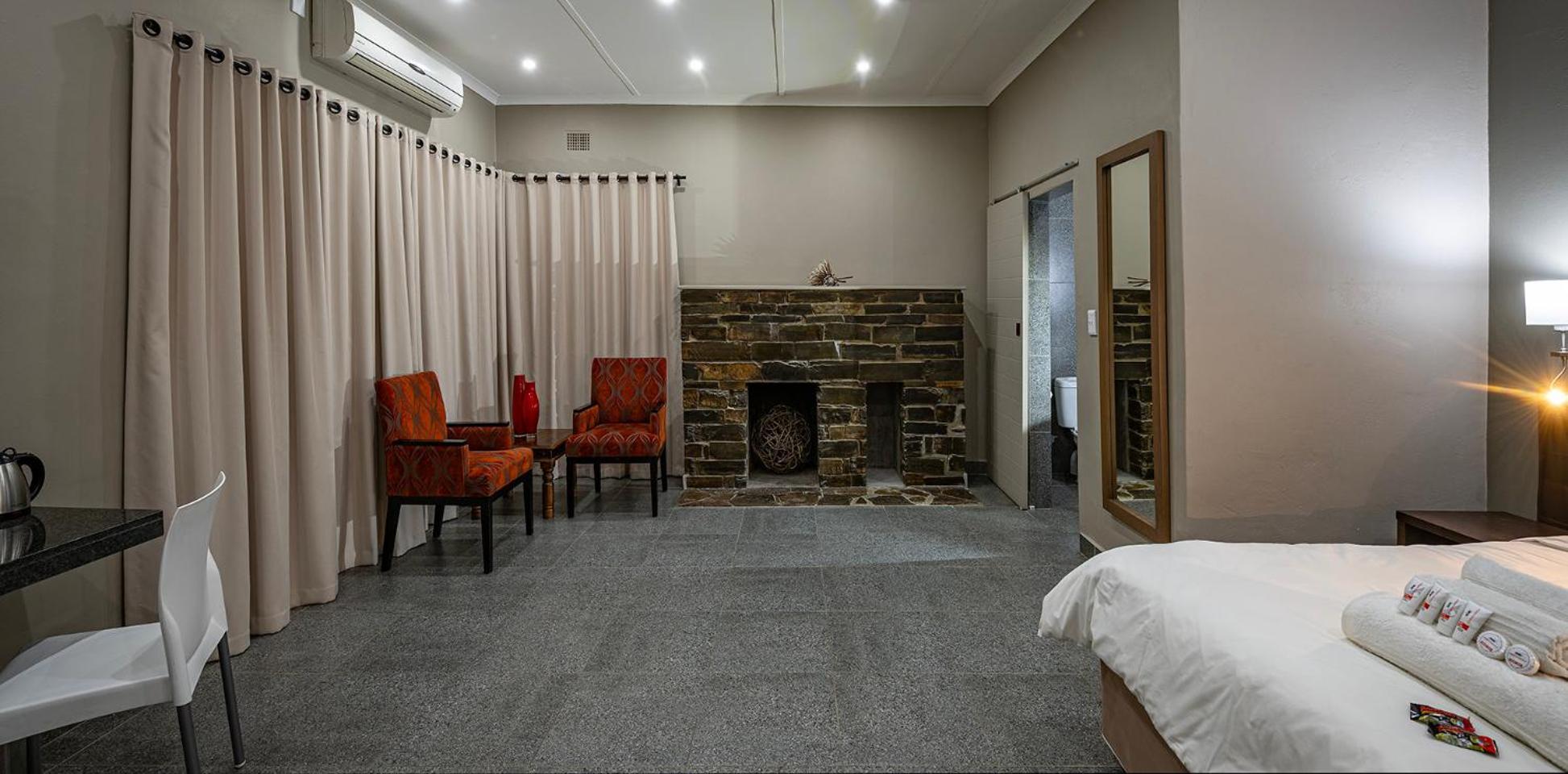 Calvinia Hotel Bagian luar foto